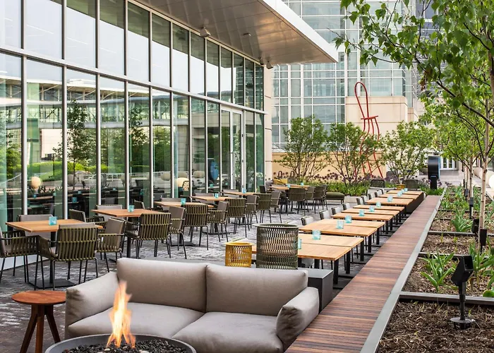 Hyatt Regency Mccormick Place 4*