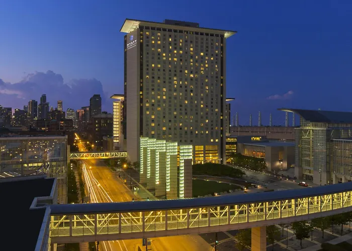 Hyatt Regency Mccormick Place 4*